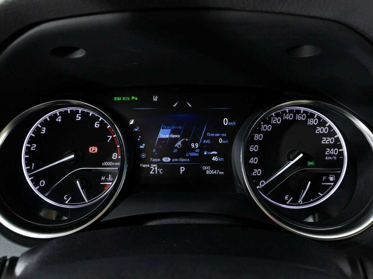 Toyota Camry б/у, 2018, Автоматическая. Фото: #11