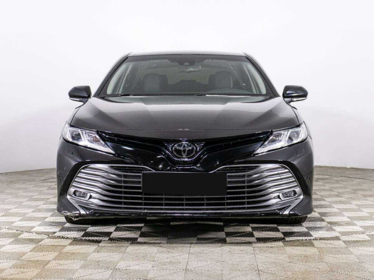 Toyota Camry б/у, 2018, Автоматическая. Фото: #1