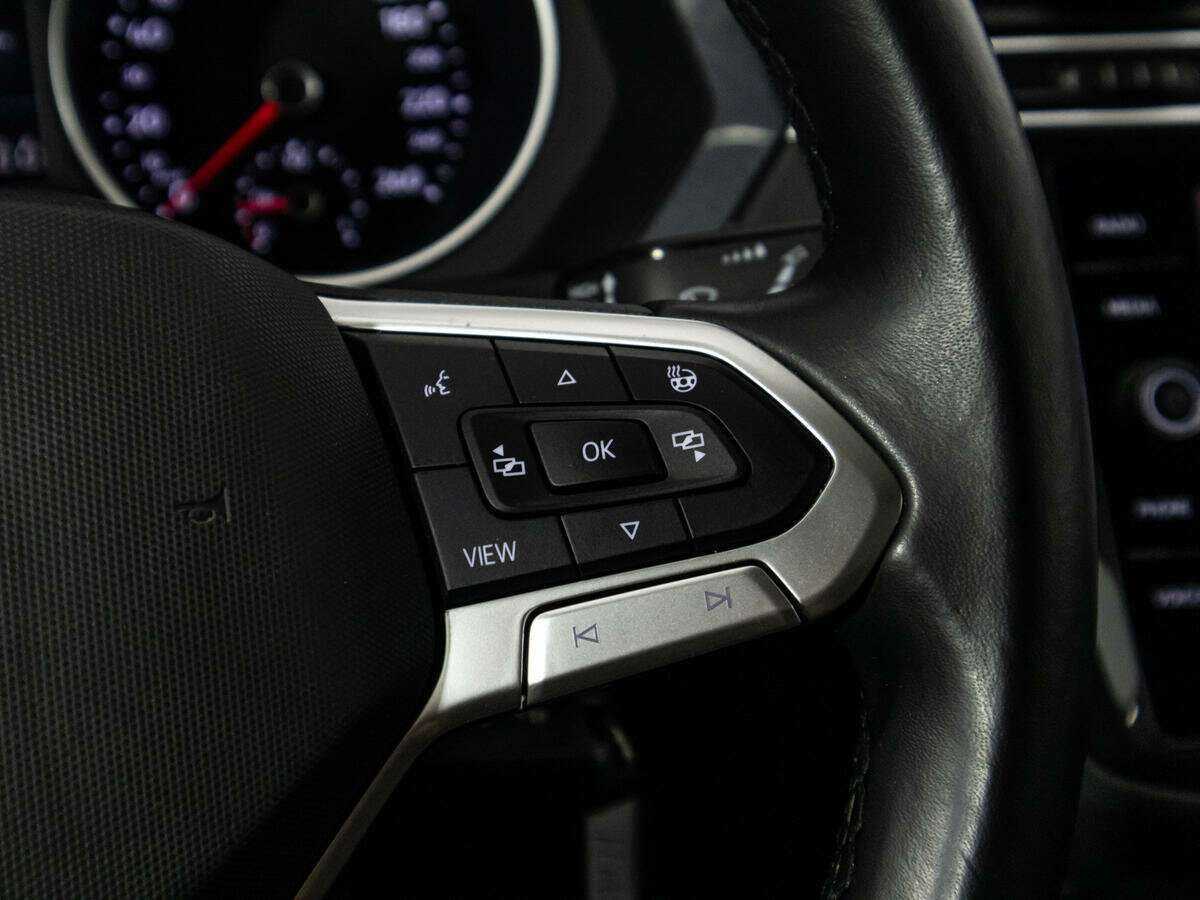 Volkswagen Tiguan б/у, 2021, Роботизированная. Фото: #15