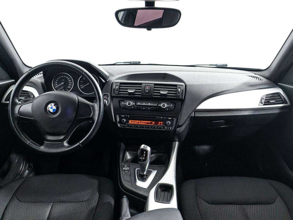 BMW 1 серии б/у, 2012, Автоматическая. Фото: #11
