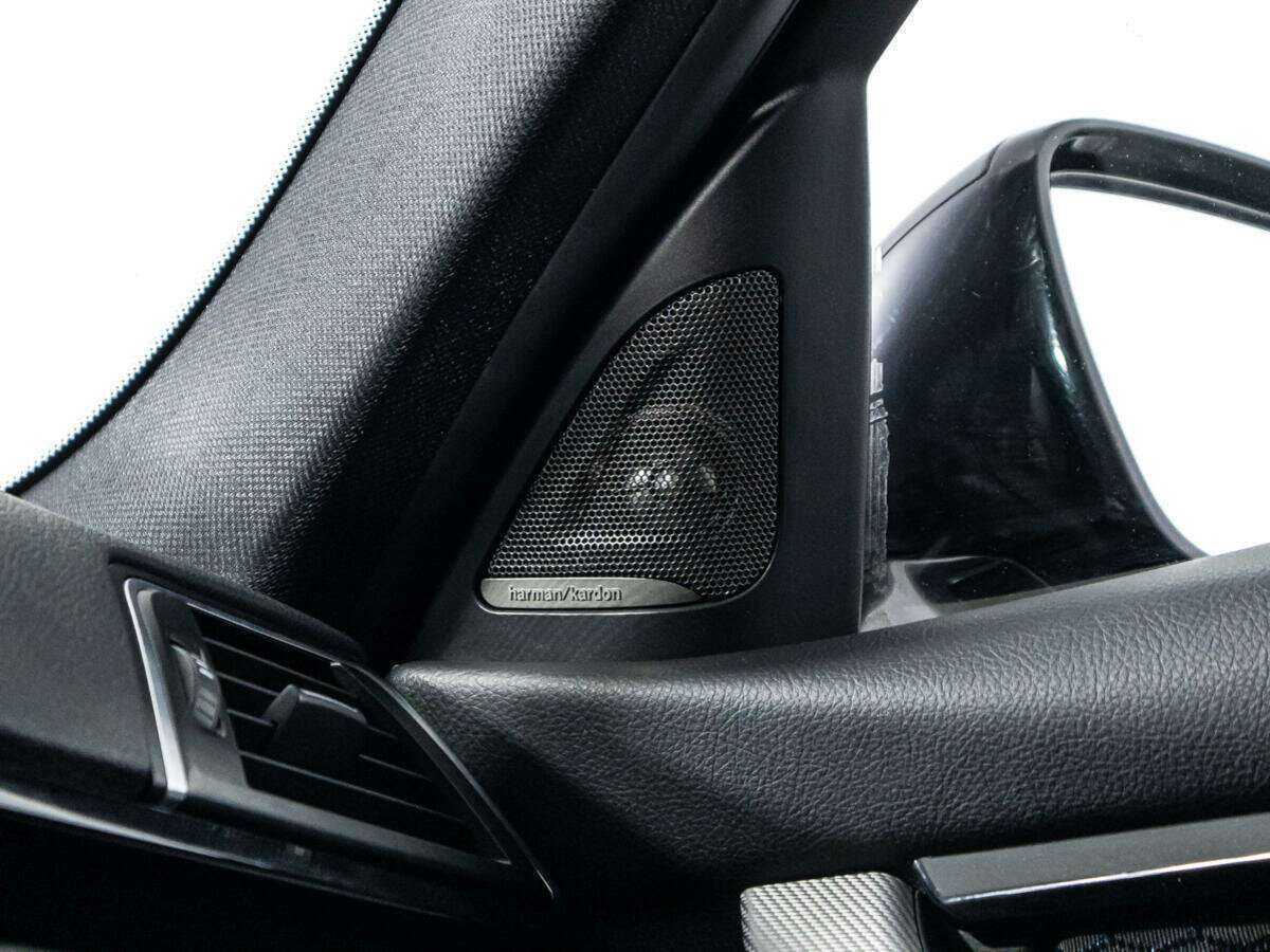 BMW 3 серии б/у, 2017, Автоматическая. Фото: #18