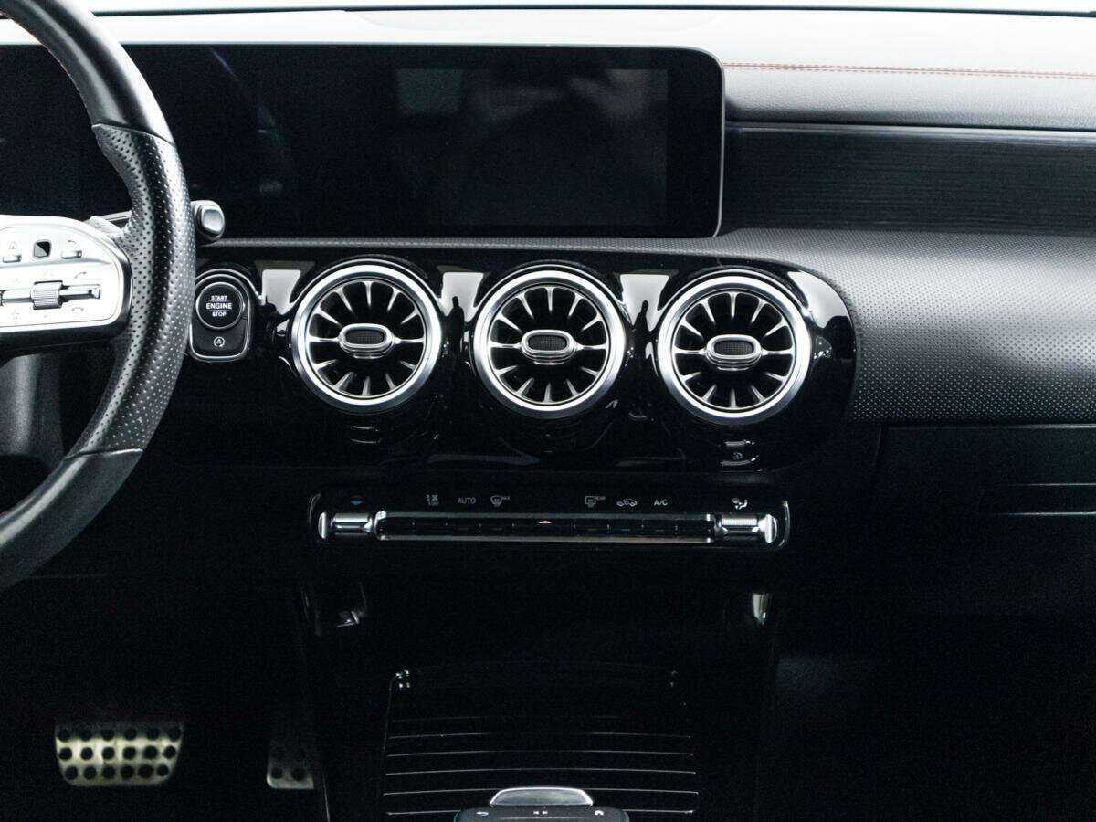 Mercedes-Benz CLA б/у, 2019, Роботизированная. Фото: #13