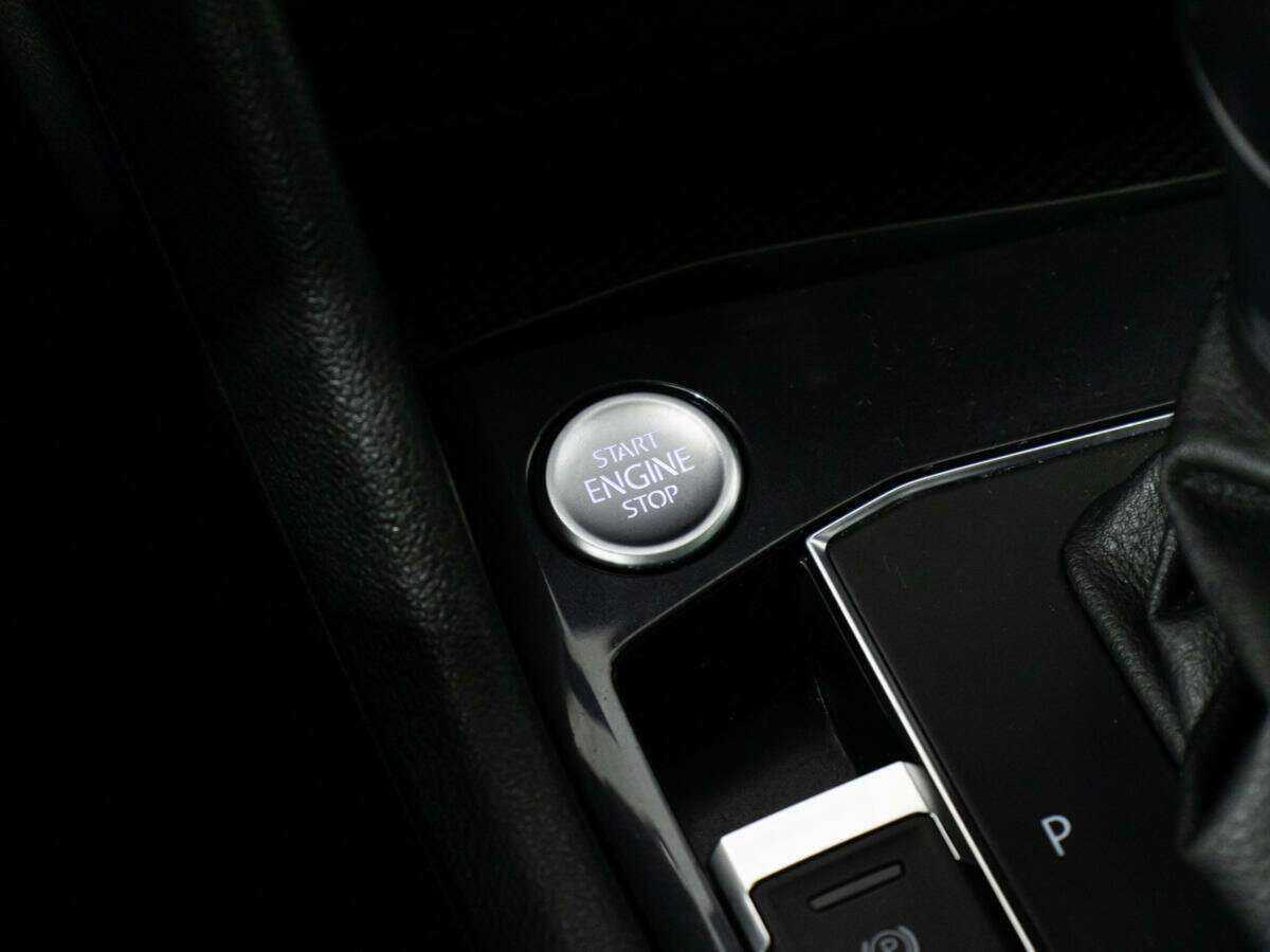 Volkswagen Tiguan б/у, 2019, Роботизированная. Фото: #17