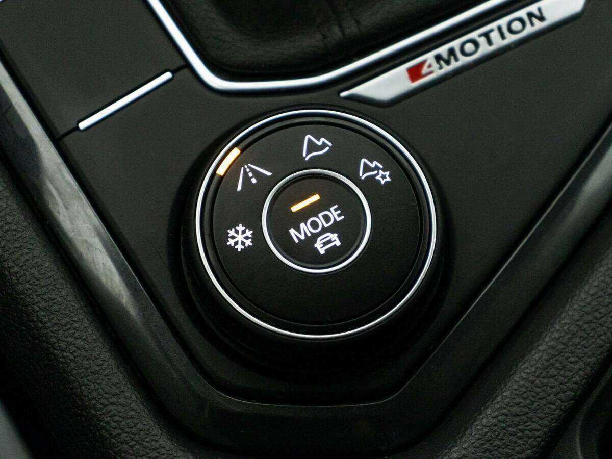 Volkswagen Tiguan б/у, 2021, Роботизированная. Фото: #14