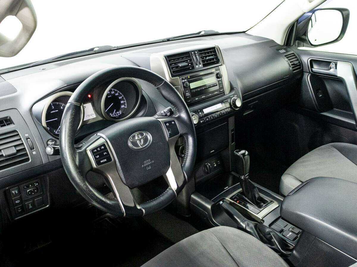 Toyota Land Cruiser Prado б/у, 2012, Автоматическая. Фото: #9