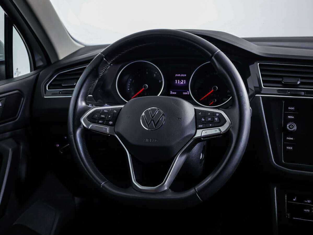 Volkswagen Tiguan б/у, 2020, Роботизированная. Фото: #9