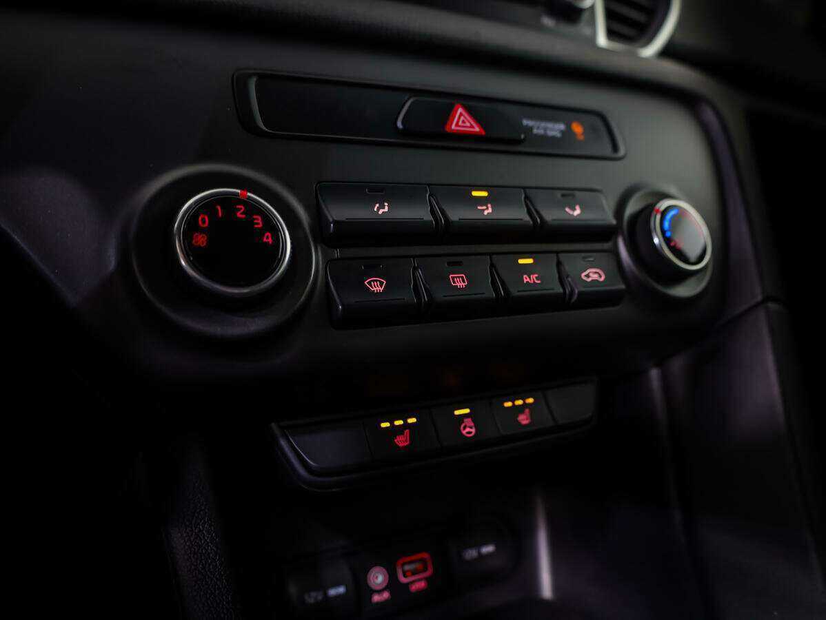 Kia Sportage б/у, 2017, Автоматическая. Фото: #12