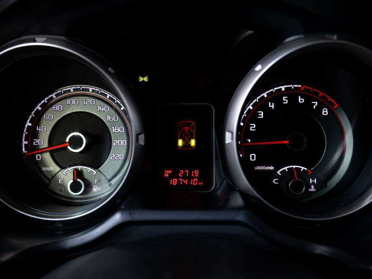 Mitsubishi Pajero б/у, 2013, Механическая. Фото: #15