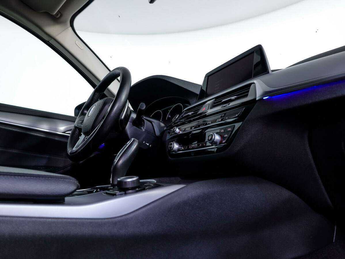 BMW 5 серии б/у, 2018, Автоматическая. Фото: #18