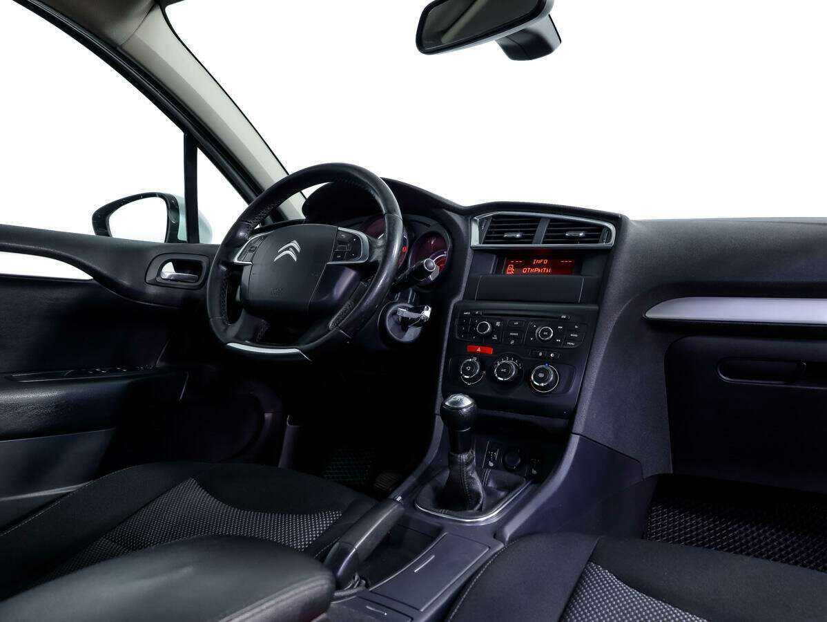 Citroen C4 б/у, 2013, Механическая. Фото: #6