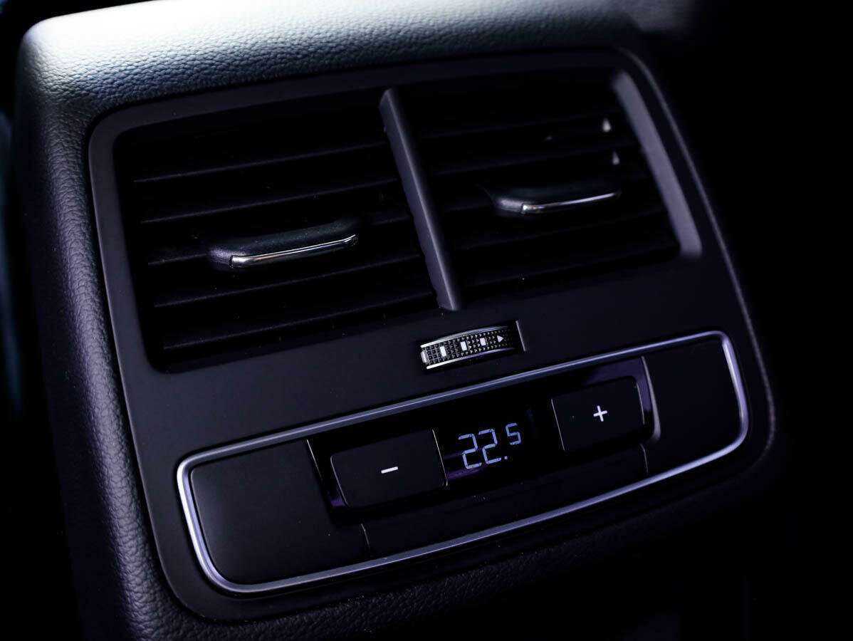 Audi A4 б/у, 2015, Роботизированная. Фото: #14