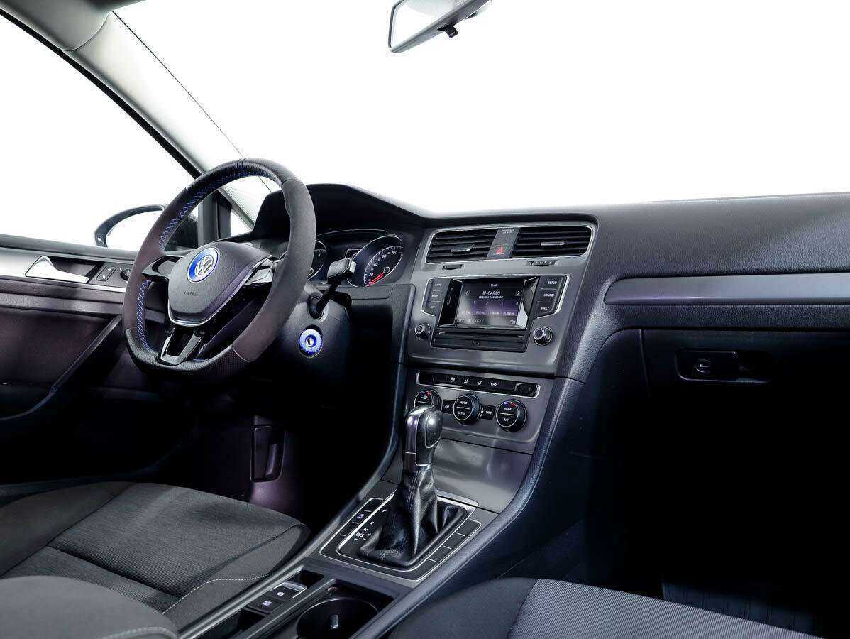 Volkswagen Golf б/у, 2013, Роботизированная. Фото: #7