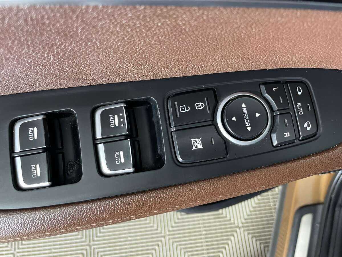 Kia Sorento б/у, 2016, Автоматическая. Фото: #18