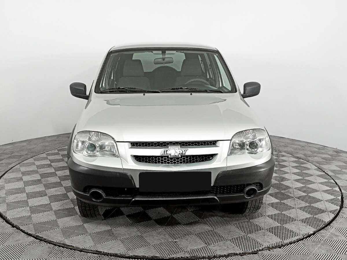 Chevrolet Niva б/у, 2017, Механическая. Фото: #1