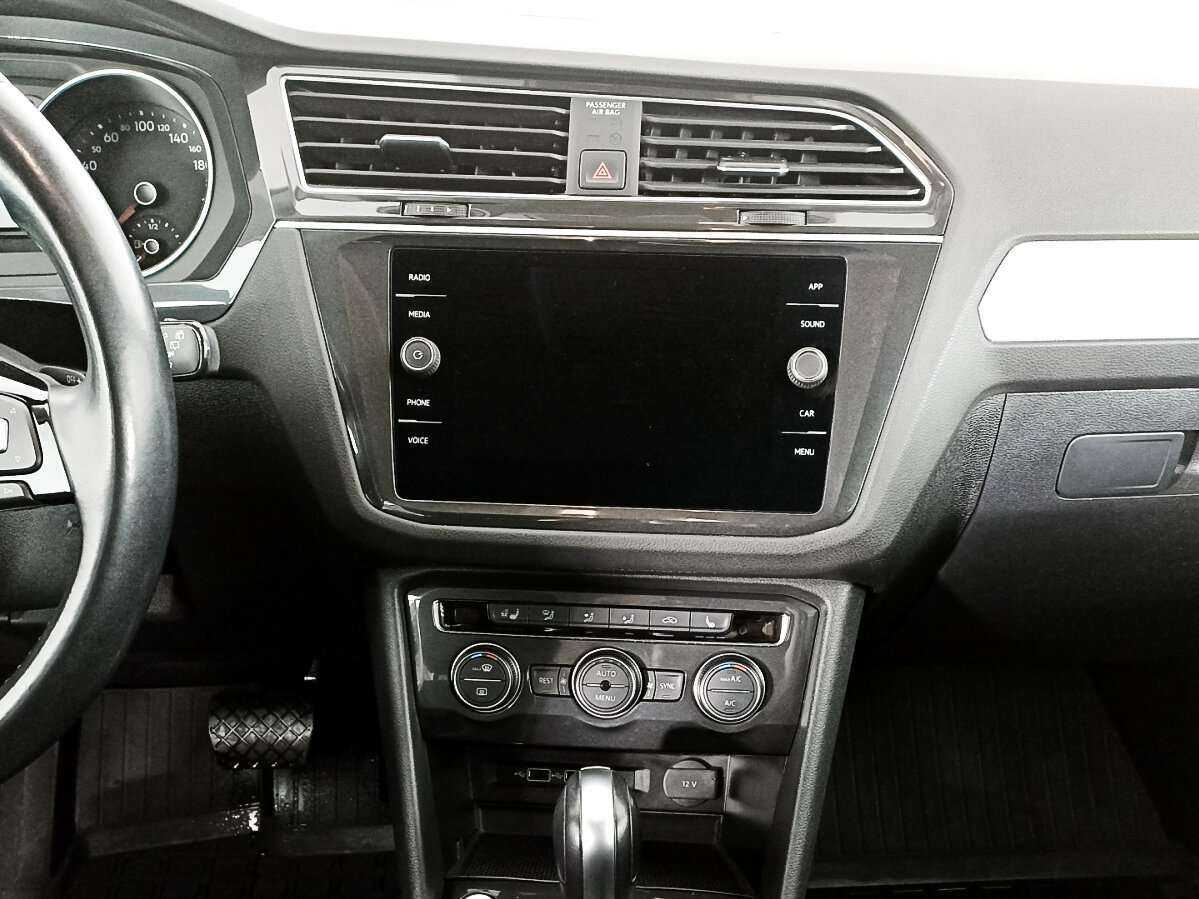 Volkswagen Tiguan б/у, 2020, Роботизированная. Фото: #12