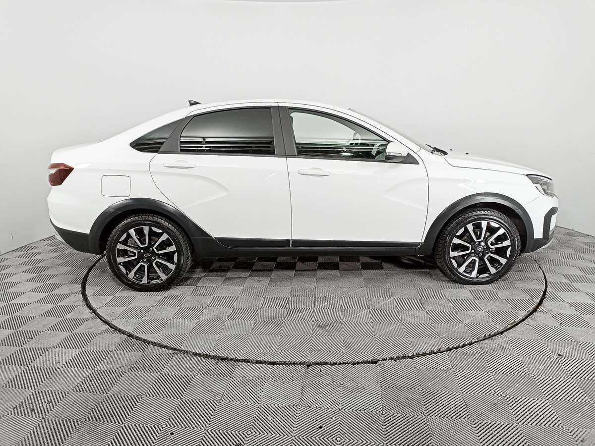 Лада (ВАЗ) Веста б/у, 2023, Механическая. Фото: #3