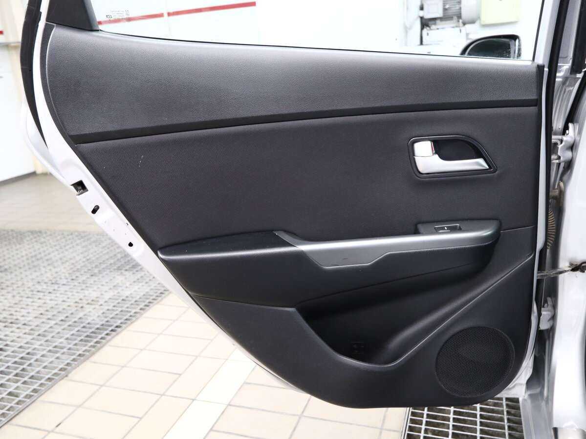 Kia Rio б/у, 2015, Автоматическая. Фото: #8