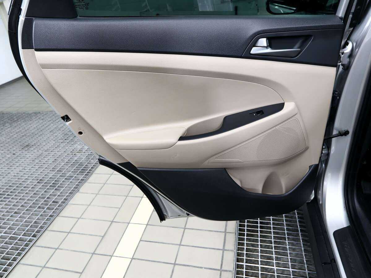 Hyundai Tucson б/у, 2017, Автоматическая. Фото: #9