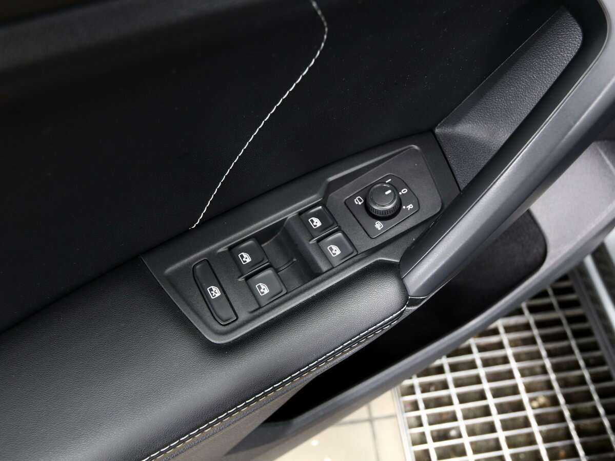 Volkswagen Tiguan б/у, 2021, Роботизированная. Фото: #15