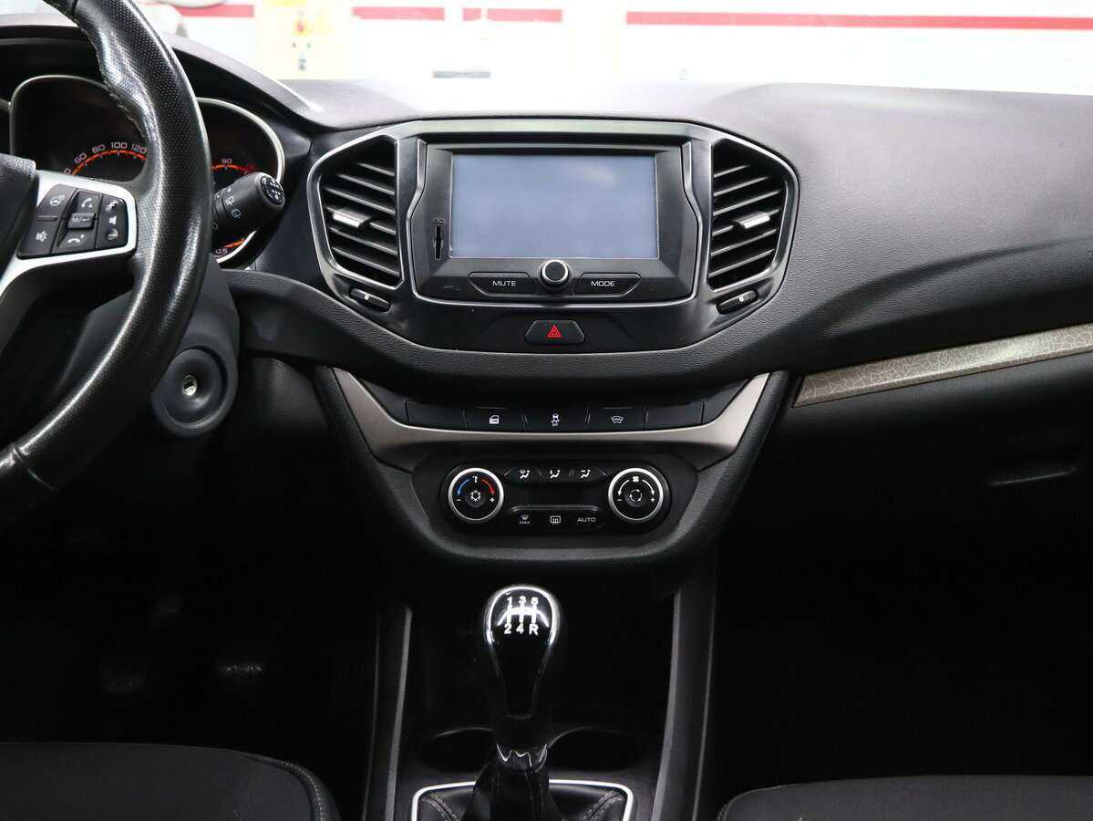 Lada (ВАЗ) Vesta б/у, 2020, Механическая. Фото: #14