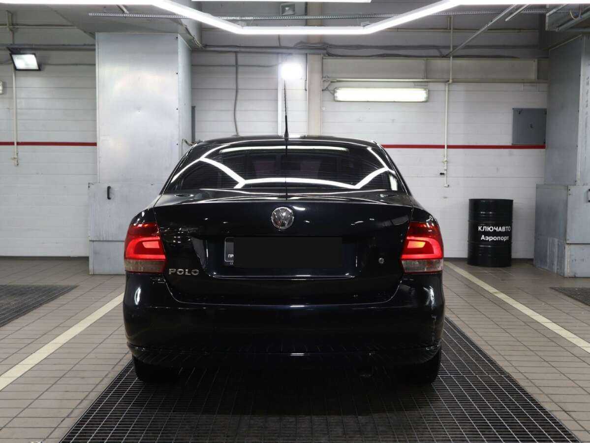 Volkswagen Polo б/у, 2013, Автоматическая. Фото: #4