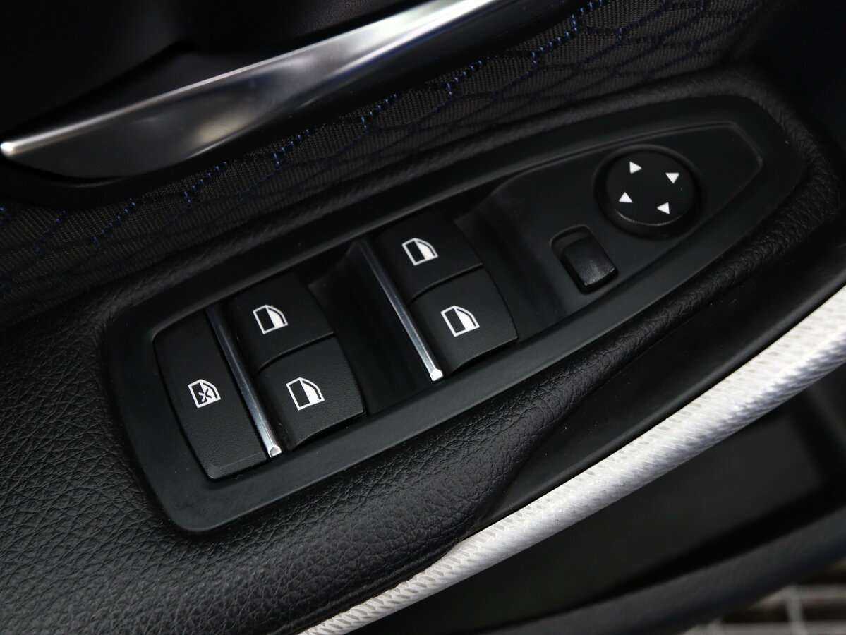 BMW 3 серии б/у, 2016, Автоматическая. Фото: #6