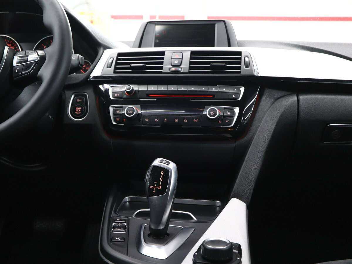 BMW 3 серии б/у, 2016, Автоматическая. Фото: #17