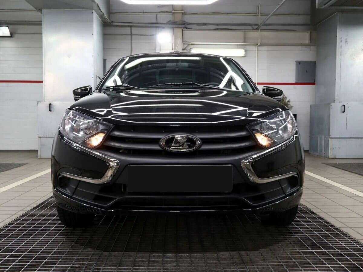 Lada (ВАЗ) Granta б/у, 2023, Механическая. Фото: #2