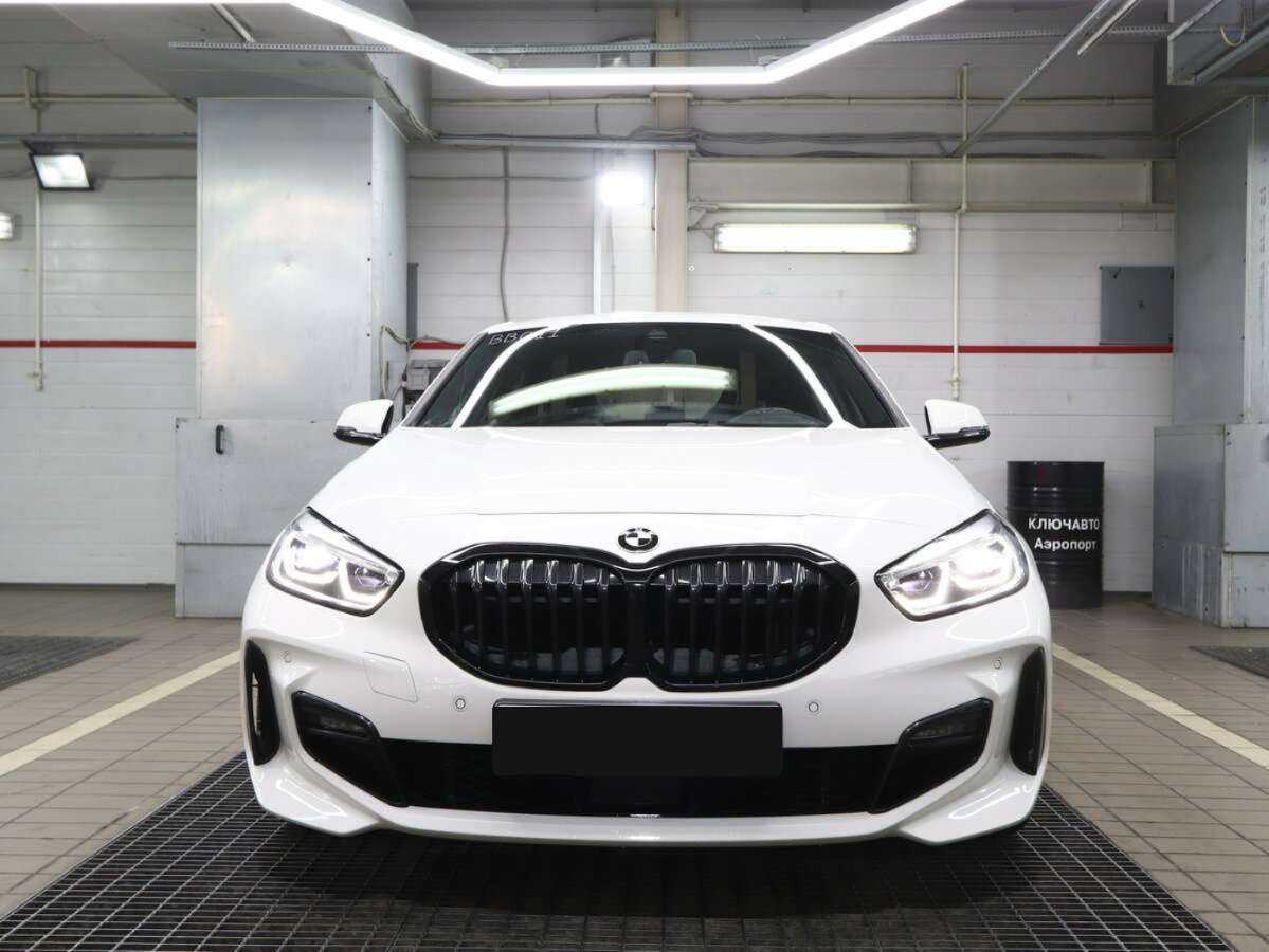 BMW 1 серии б/у, 2019, Автоматическая. Фото: #2