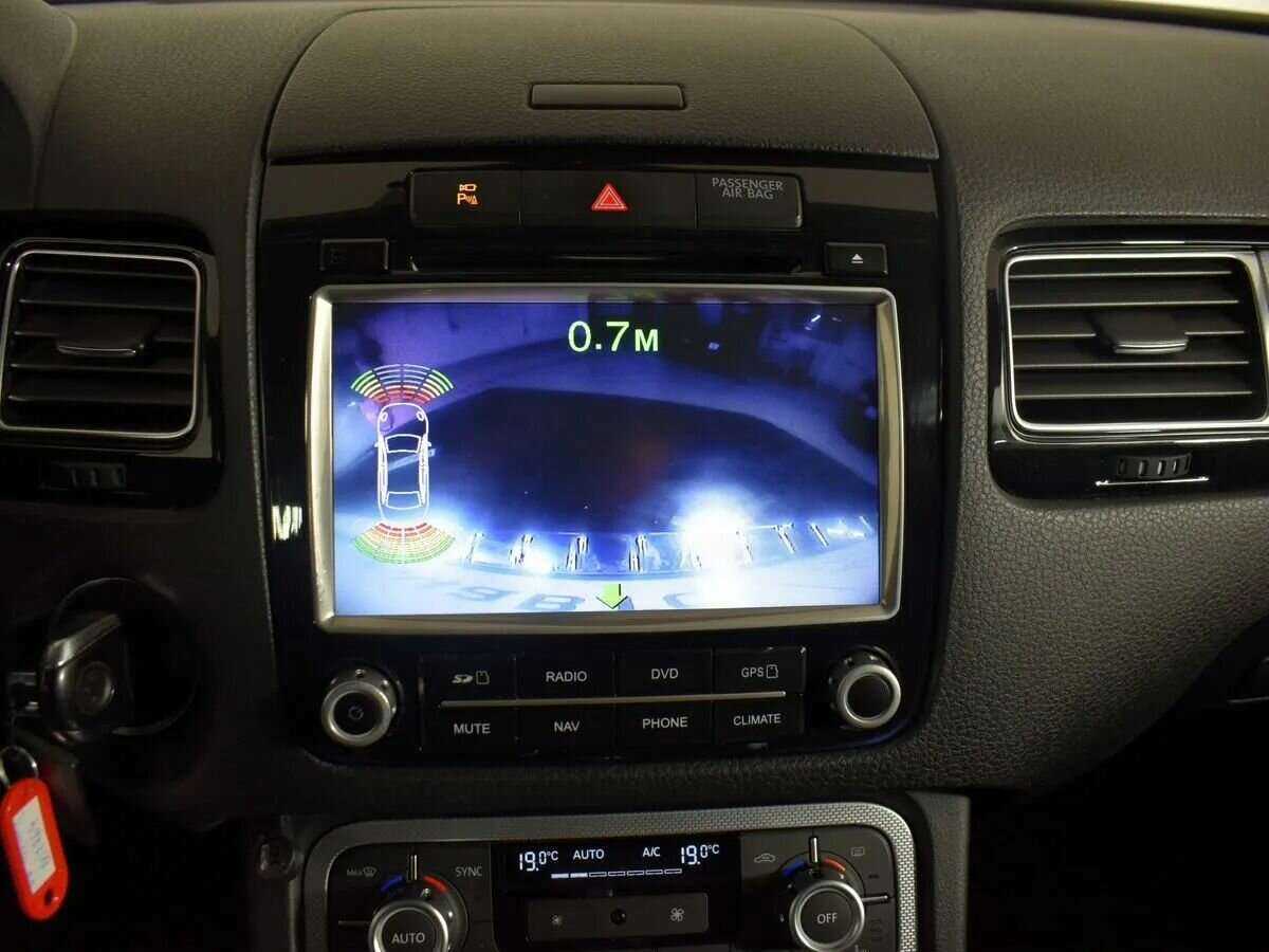 Volkswagen Touareg б/у, 2014, Автоматическая. Фото: #10