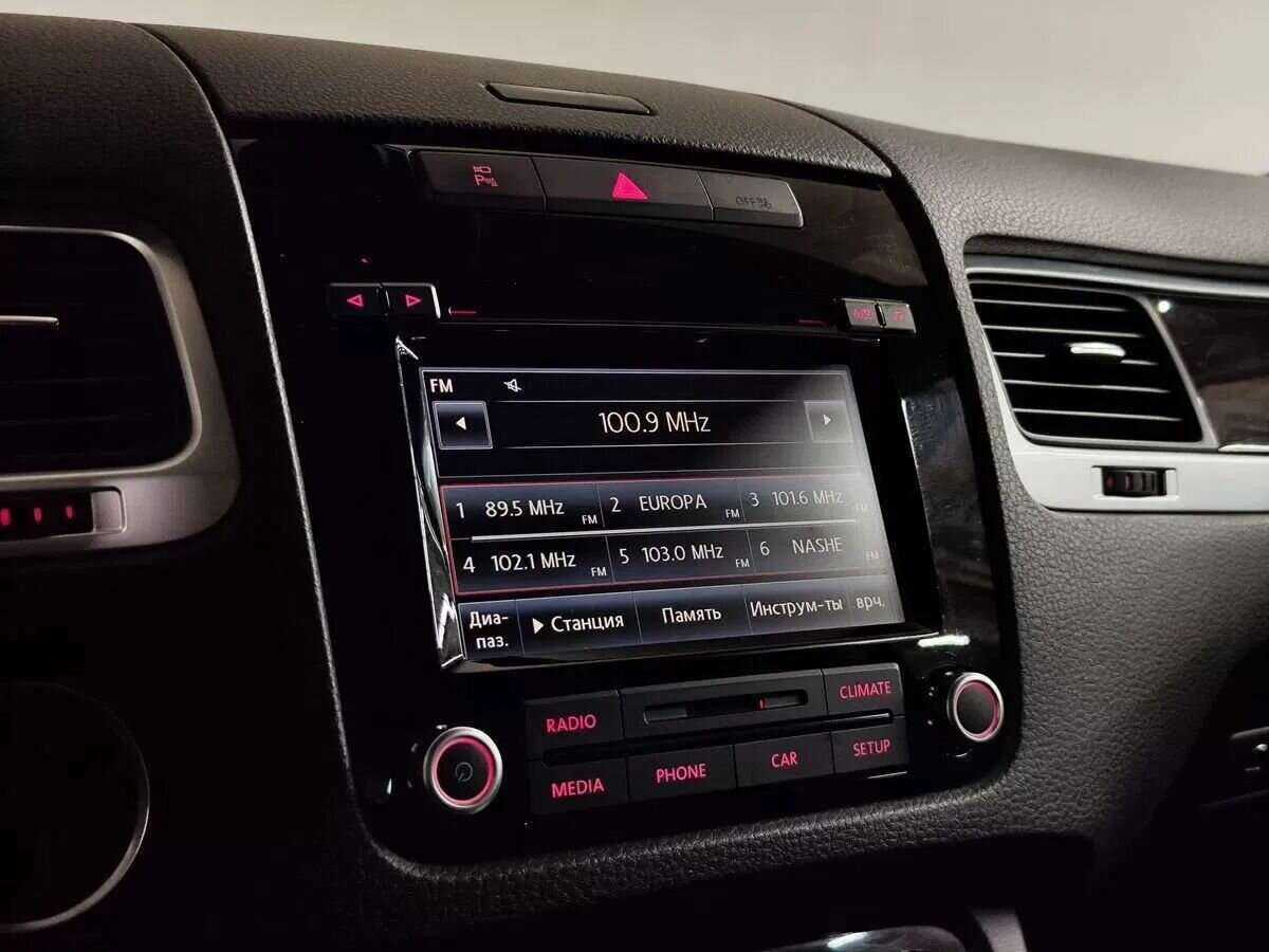 Volkswagen Touareg б/у, 2014, Автоматическая. Фото: #9