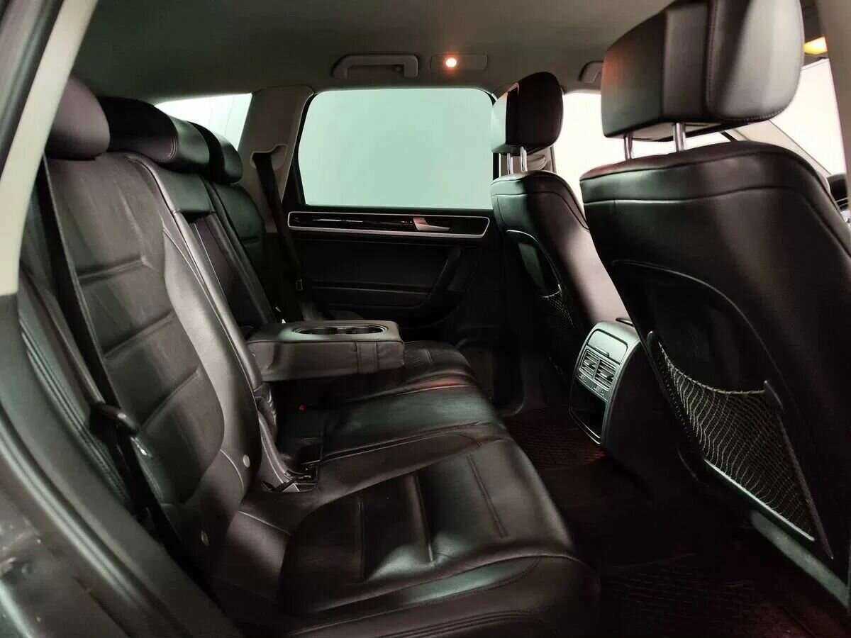 Volkswagen Touareg б/у, 2014, Автоматическая. Фото: #21