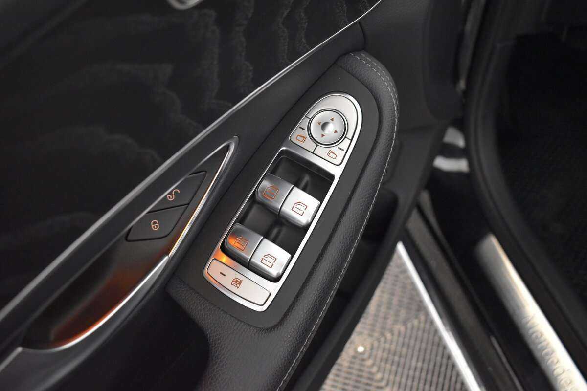 Mercedes-Benz C-Класс б/у, 2019, Автоматическая. Фото: #6