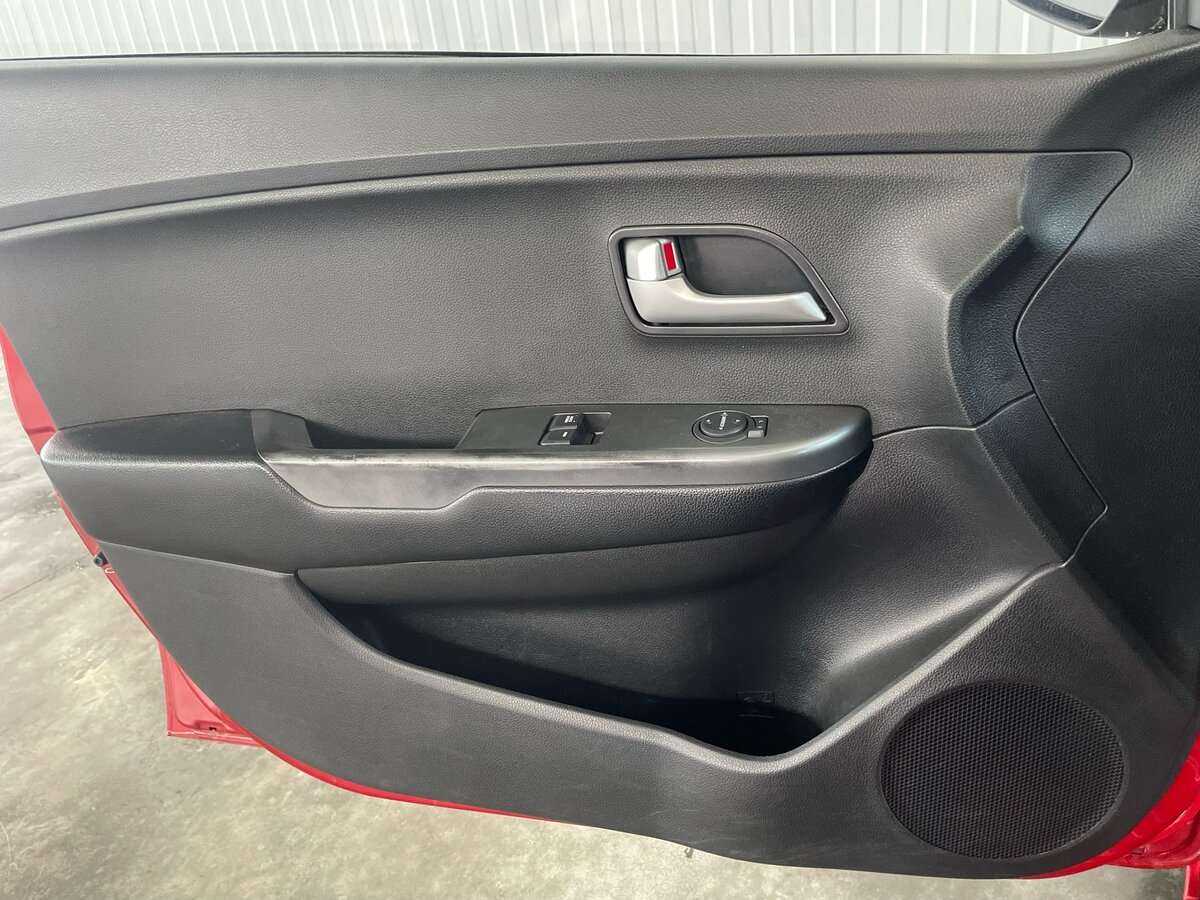 Kia Rio б/у, 2015, Автоматическая. Фото: #20