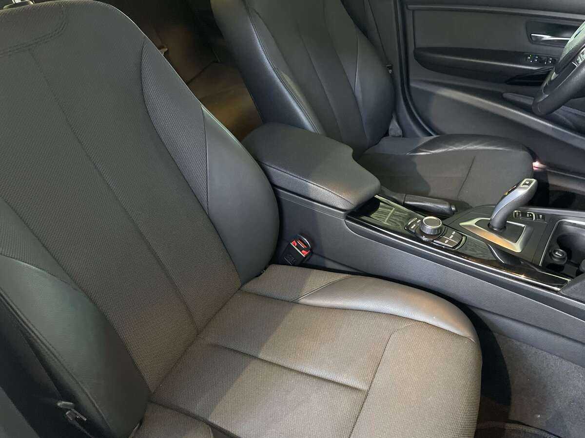 BMW 3 серии б/у, 2018, Автоматическая. Фото: #18