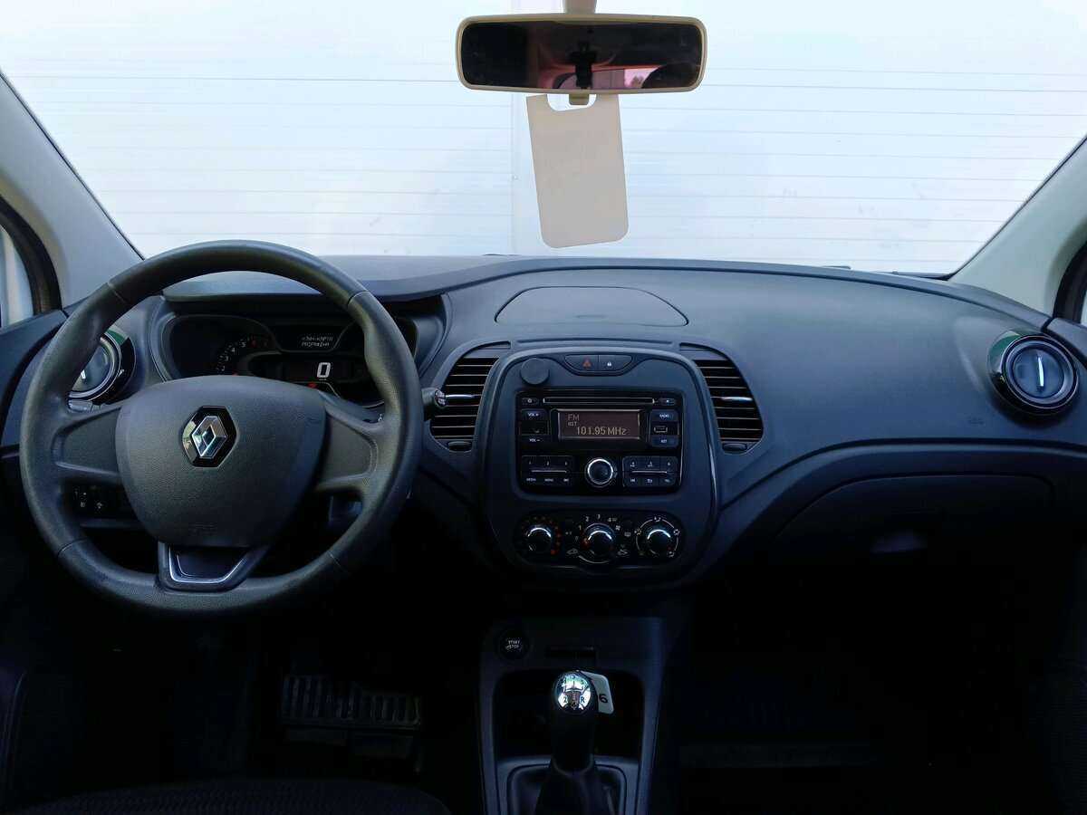 Renault Kaptur б/у, 2017, Механическая. Фото: #8