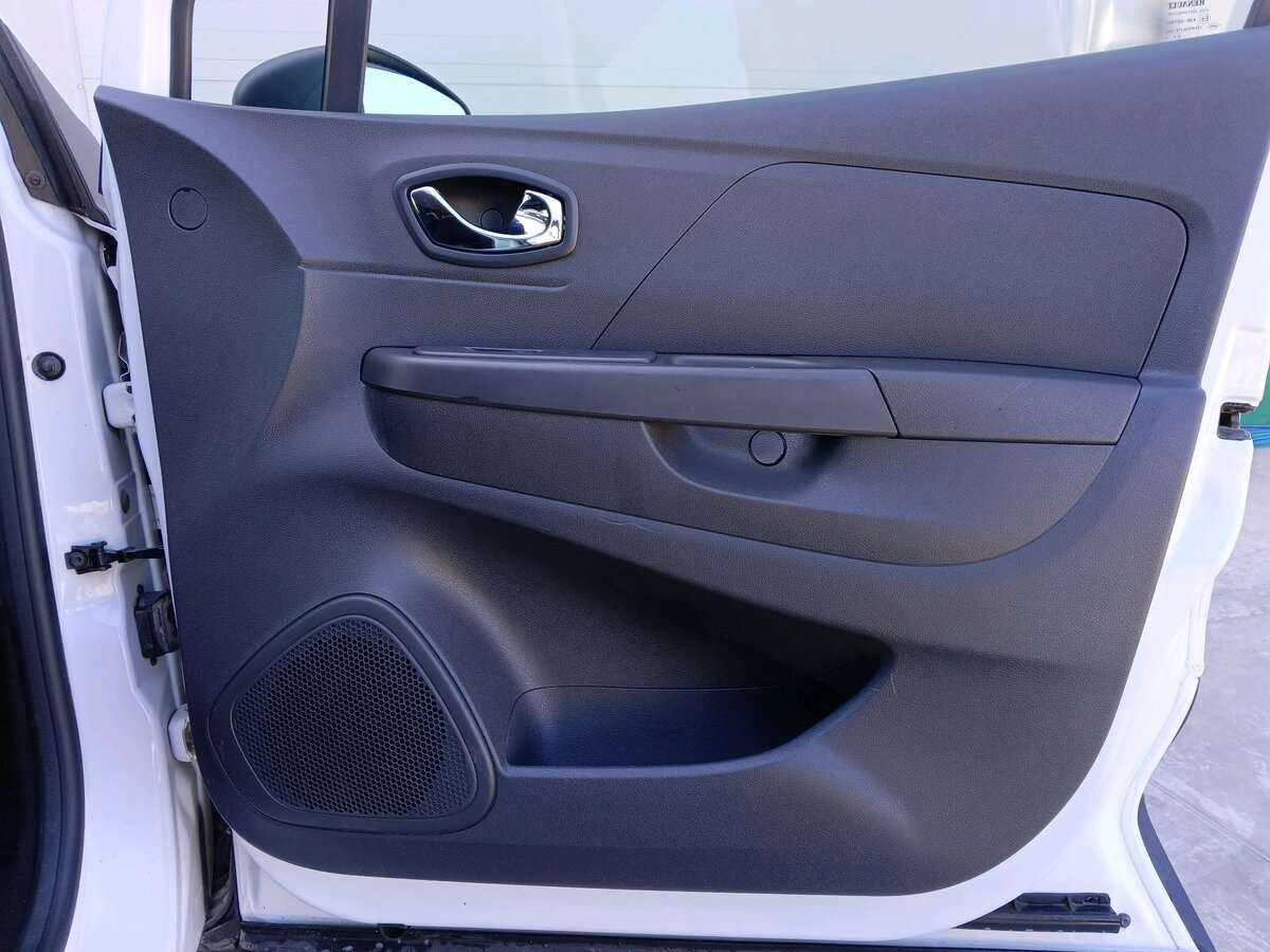 Renault Kaptur б/у, 2017, Механическая. Фото: #16