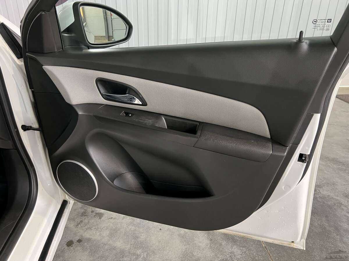 Chevrolet Cruze б/у, 2013, Автоматическая. Фото: #14