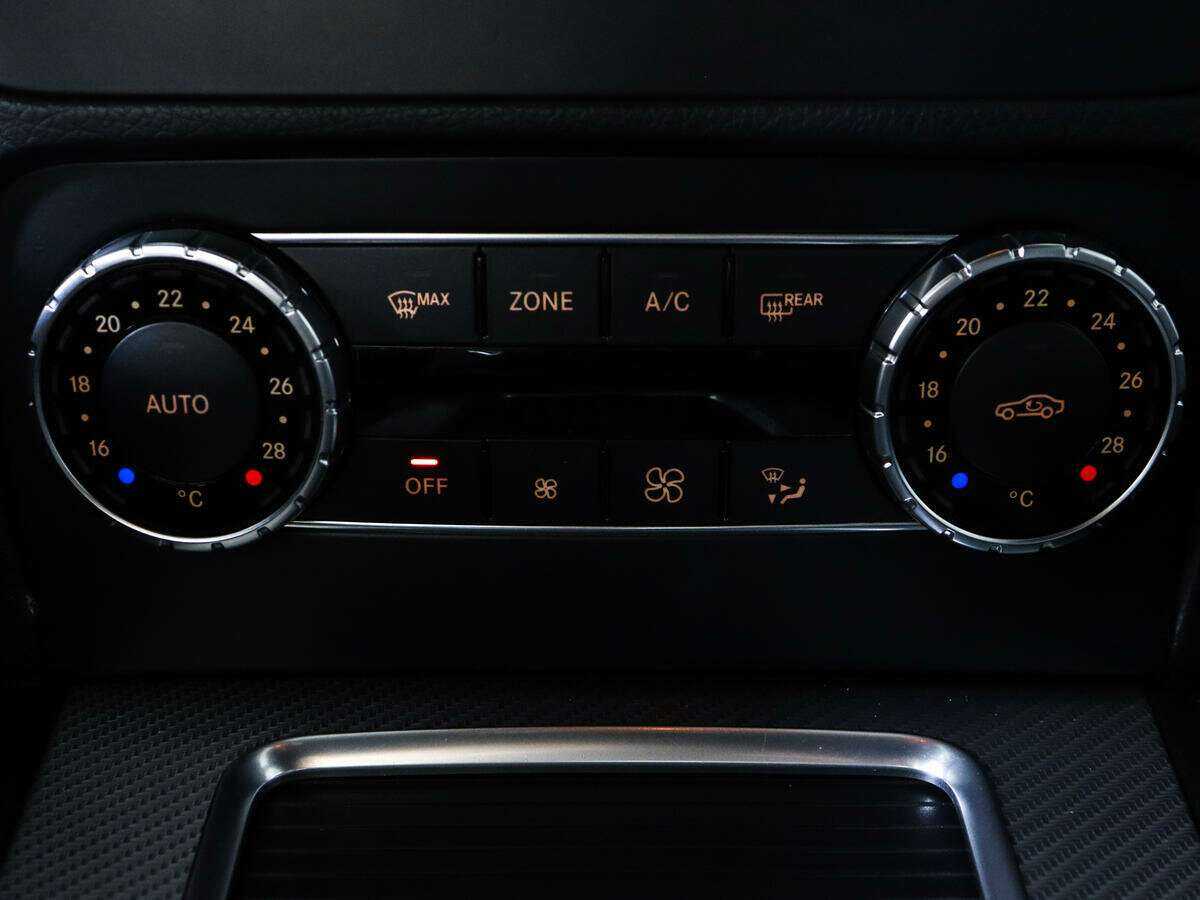 Mercedes-Benz GLK-Класс б/у, 2015, Автоматическая. Фото: #17