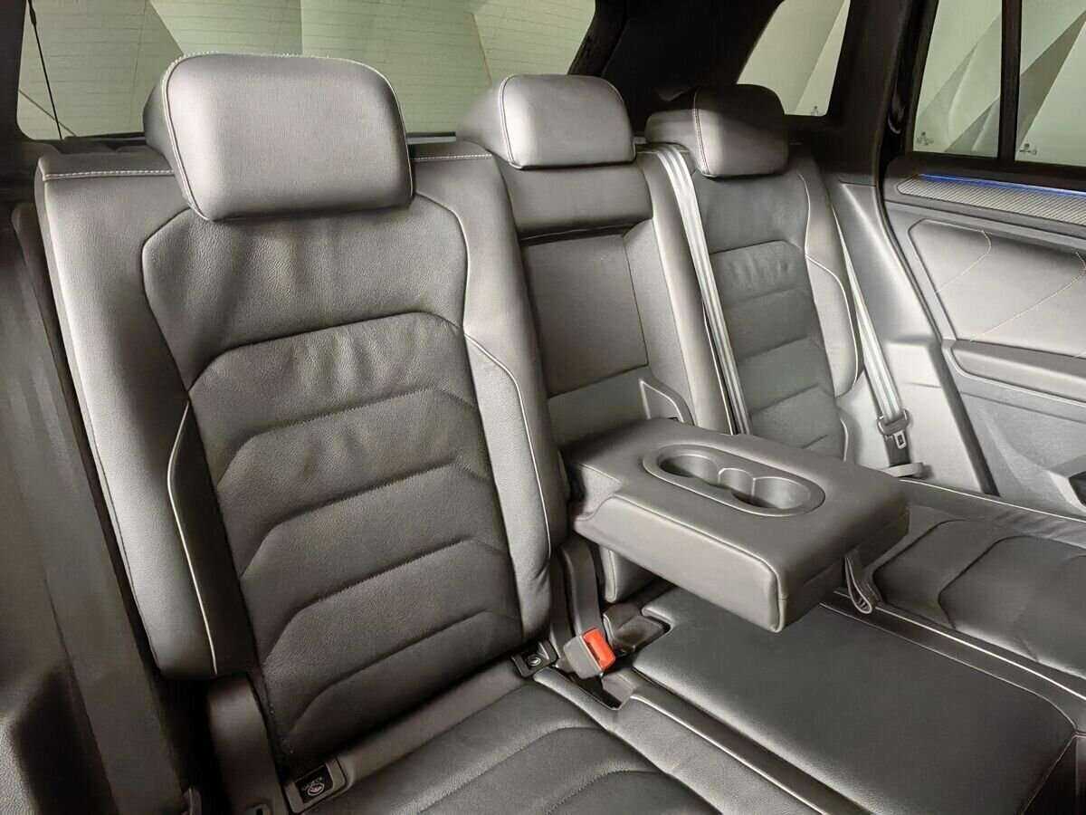 Volkswagen Tiguan б/у, 2021, Роботизированная. Фото: #11