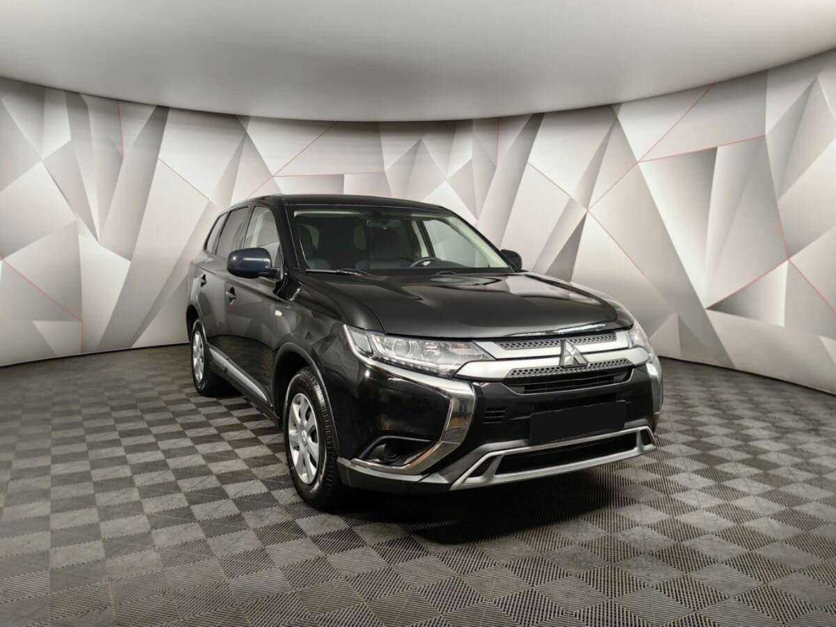 Mitsubishi Outlander б/у, 2020, Вариатор. Фото: #2