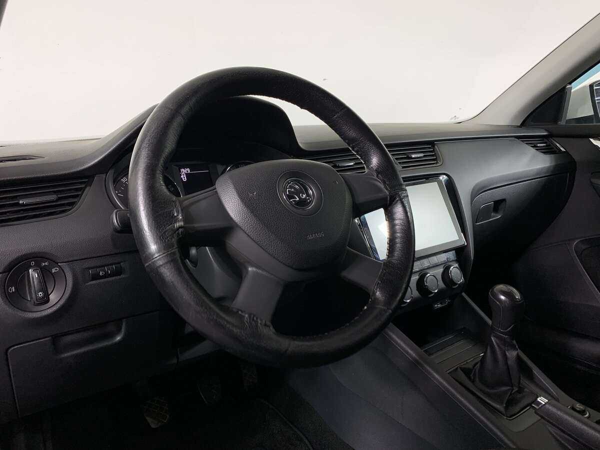 Skoda Octavia б/у, 2014, Механическая. Фото: #8