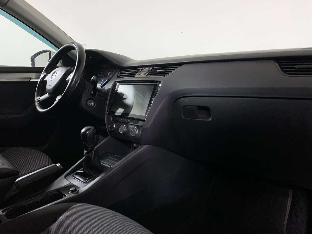 Skoda Octavia б/у, 2014, Механическая. Фото: #10