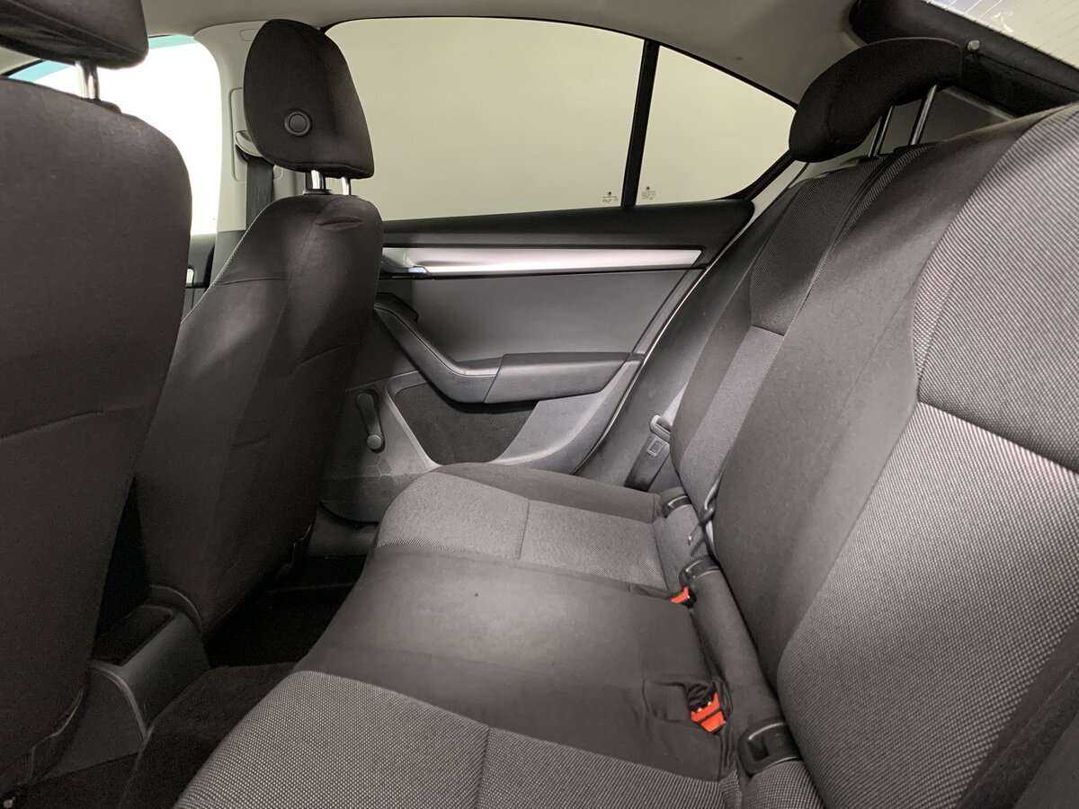 Skoda Octavia б/у, 2014, Механическая. Фото: #15