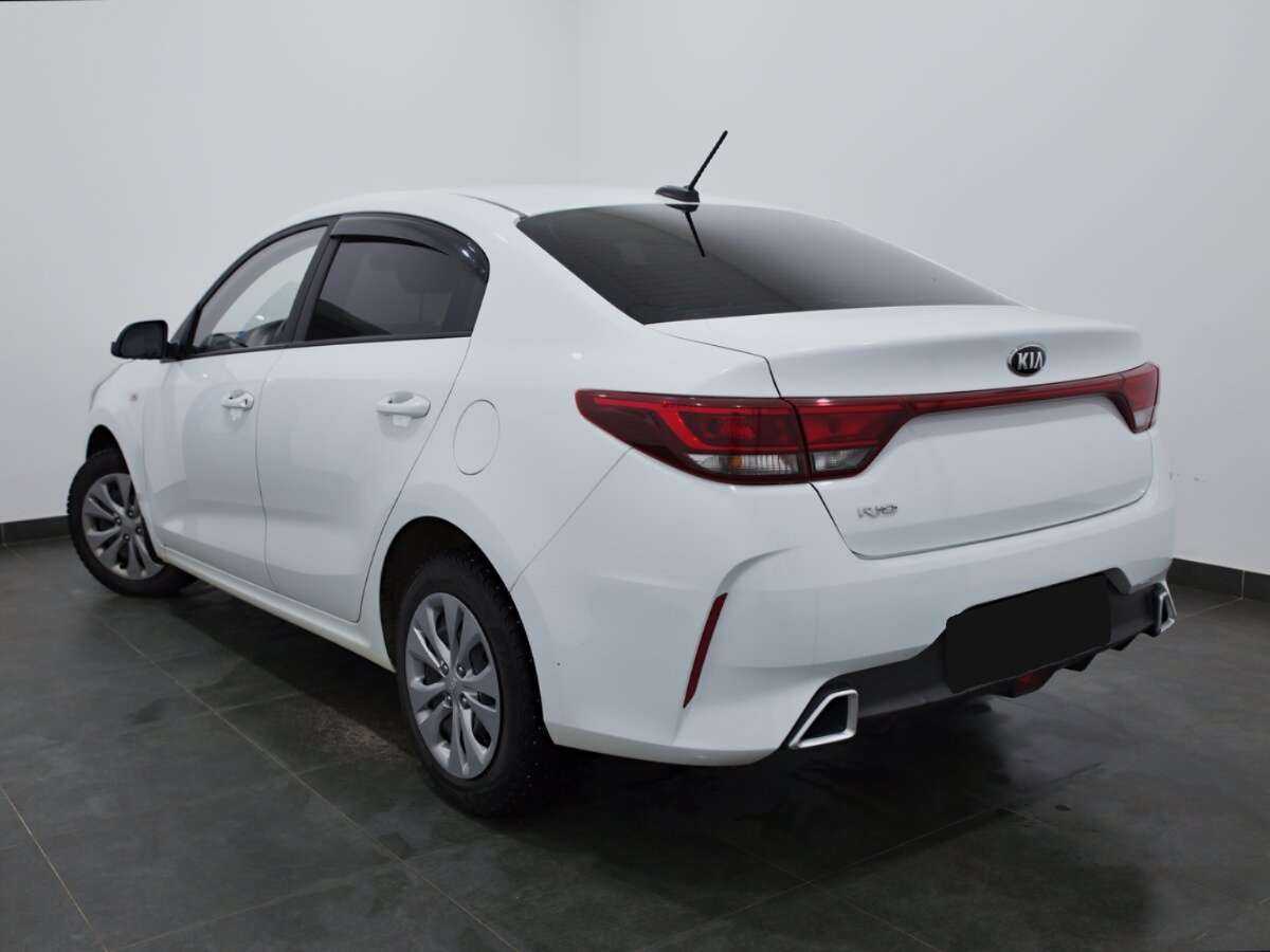 Kia Rio б/у, 2020, Механическая. Фото: #2