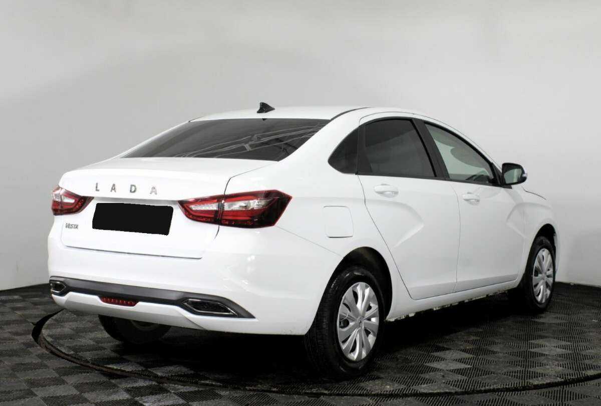 Lada (ВАЗ) Vesta б/у, 2023, Механическая. Фото: #1