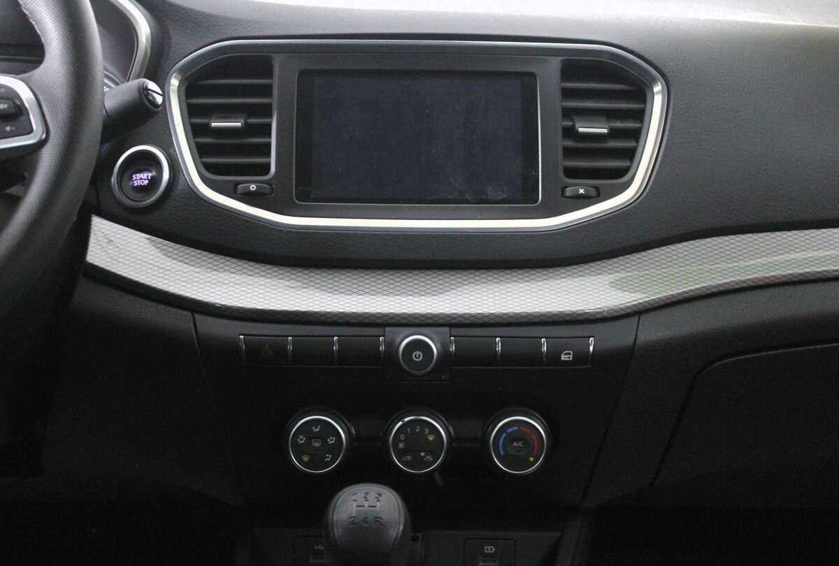 Lada (ВАЗ) Vesta б/у, 2023, Механическая. Фото: #8