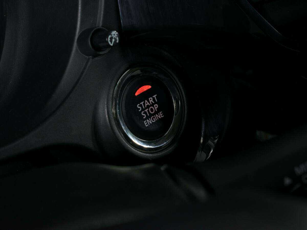 Mitsubishi Outlander б/у, 2021, Вариатор. Фото: #14