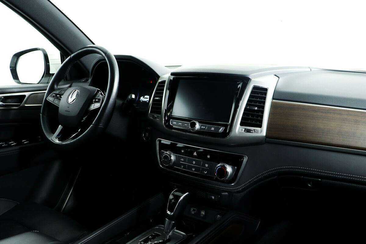 SsangYong Rexton б/у, 2018, Автоматическая. Фото: #8