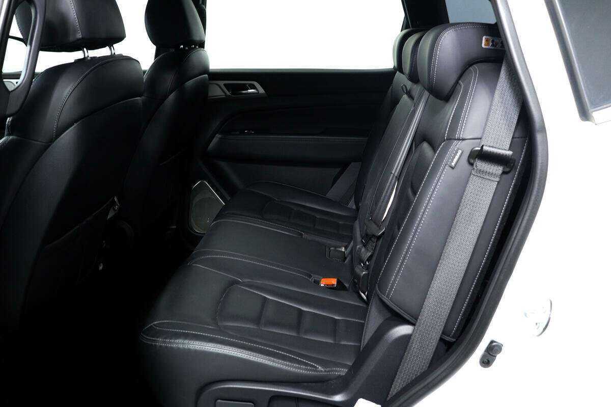 SsangYong Rexton б/у, 2018, Автоматическая. Фото: #11